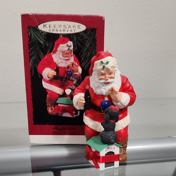 Hallmark Other - Hallmark Keepsake Vintage 1996 Jolly Santa Ornament - Red, White, Black